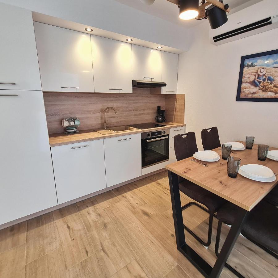 Bellistra Apartman Rabac - E Appartement Buitenkant foto